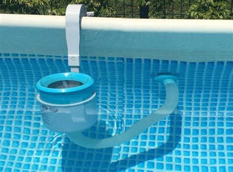 How the Black Magic Pool Skimmer Saves Time and Effort in Pool Maintenance